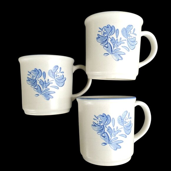 Set Of 3 Pfaltzgraffe Yorketowne Stoneware 10 Oz Mugs With Blue Floral Design - Picture 1 of 5